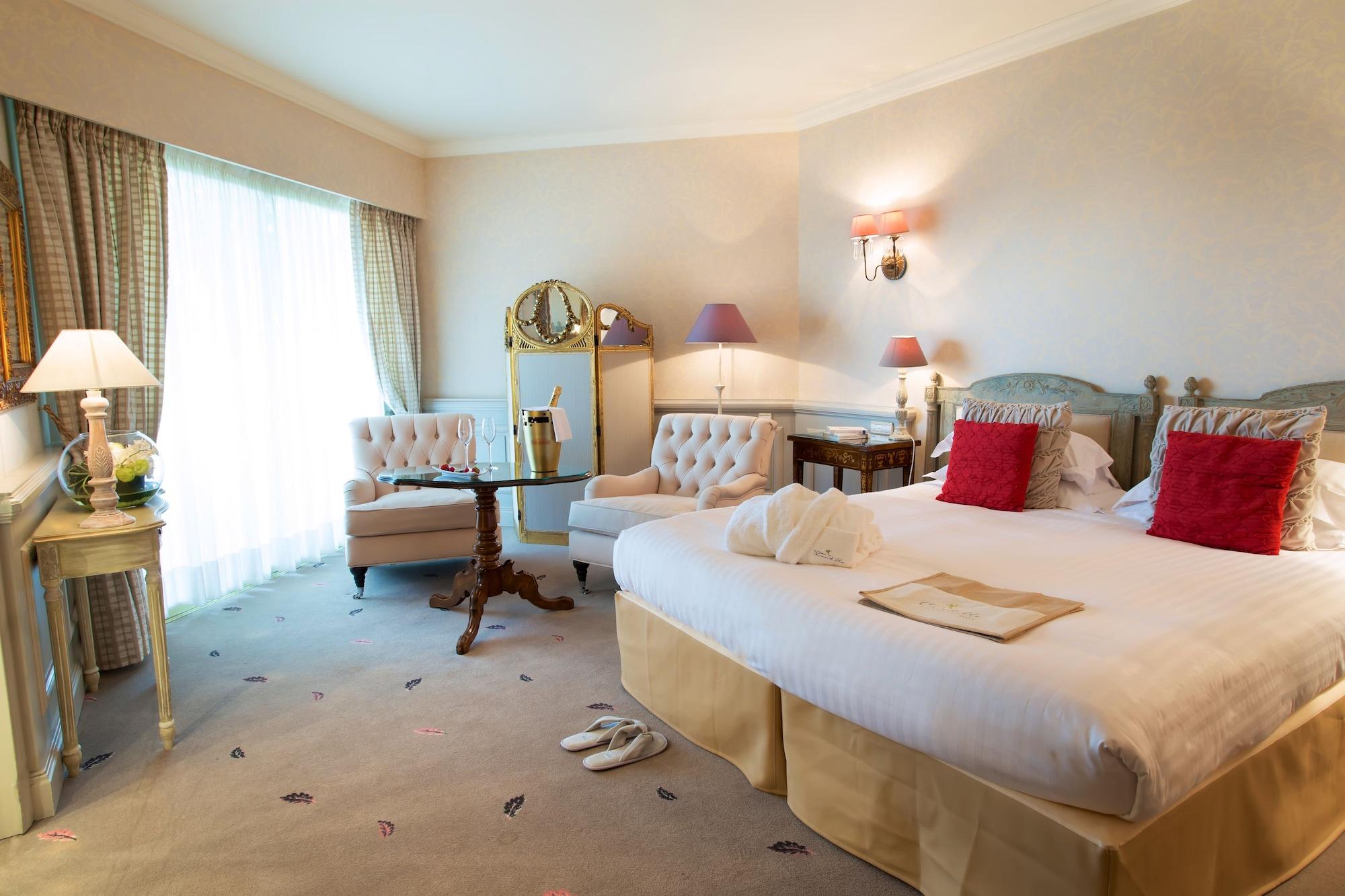 Candille Hotel